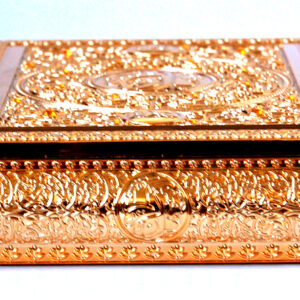 Coffret métallique doré de-luxe avec de très jolies décorations – Image 3